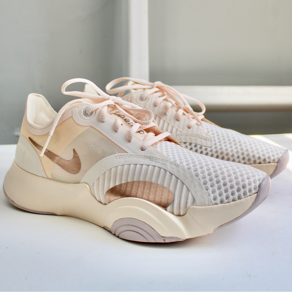 Nike Women’s SuperRep Go Guava Ice Pink Metallic Bronze Sneakers Size 8.5